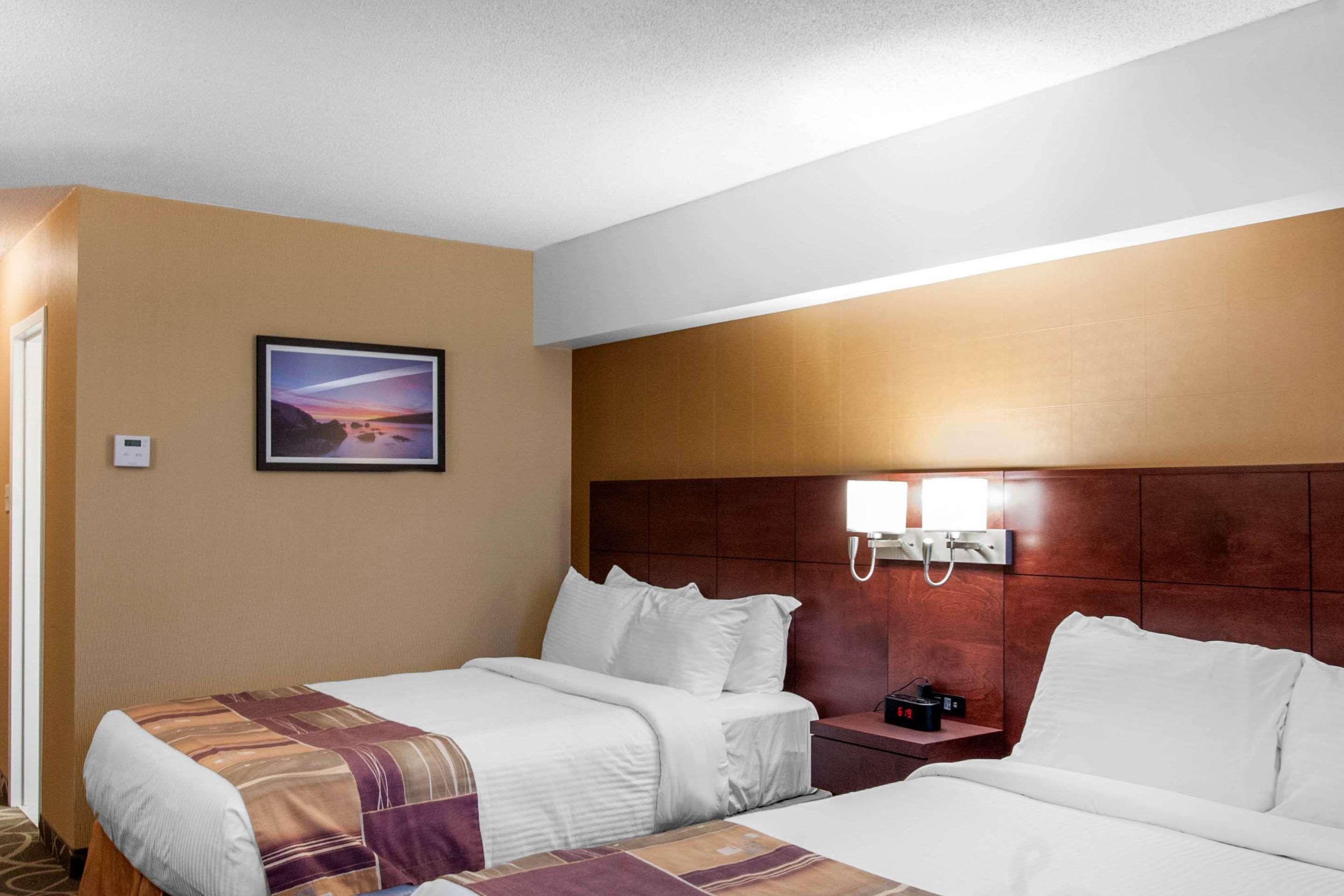 Quality Hotel & Suites Gander Exterior photo